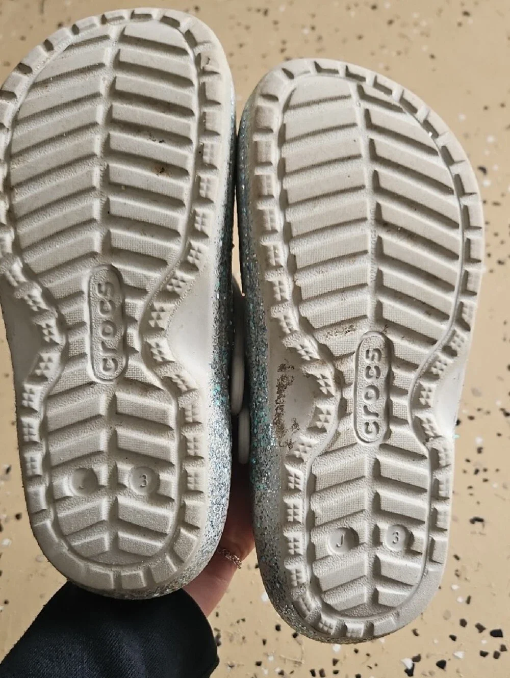 Girls Sandals And Crocs